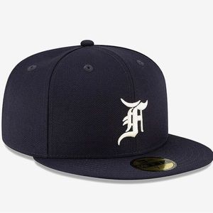 New Era x Fear of God Essentials Fitted Cap 59FIFTY Navy Size 7 3/8